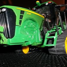 Maskiner john deer 8430t fra siku