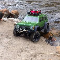 Off-Roader Axial scx-10 Jeep Cherokee