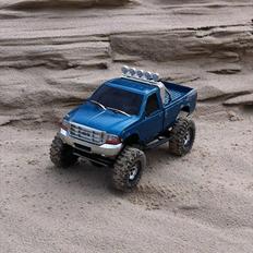 Off-Roader Axial scx-10 Ford F-350