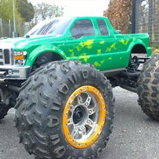 Off-Roader Traxxas E-maxx