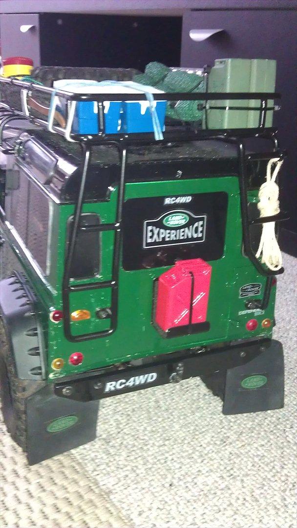 Off-Roader Axial scx10 LR defender billede 3