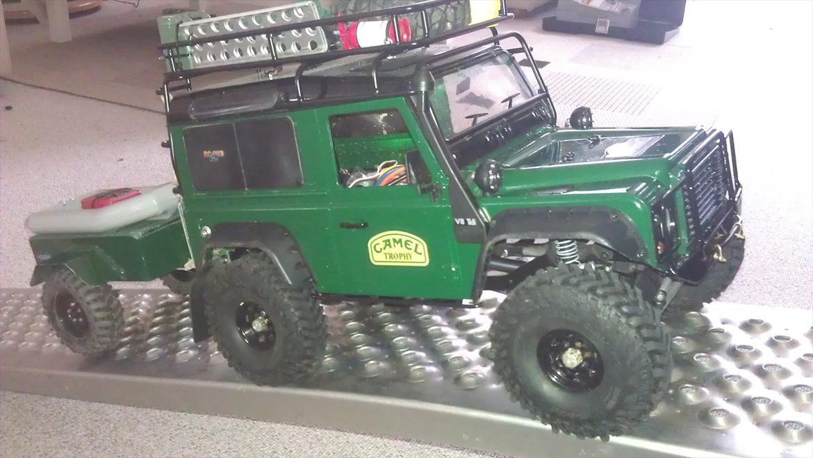 Off-Roader Axial scx10 LR defender billede 8