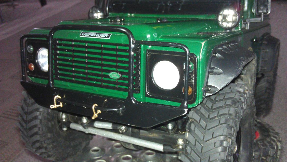 Off-Roader Axial scx10 LR defender billede 12