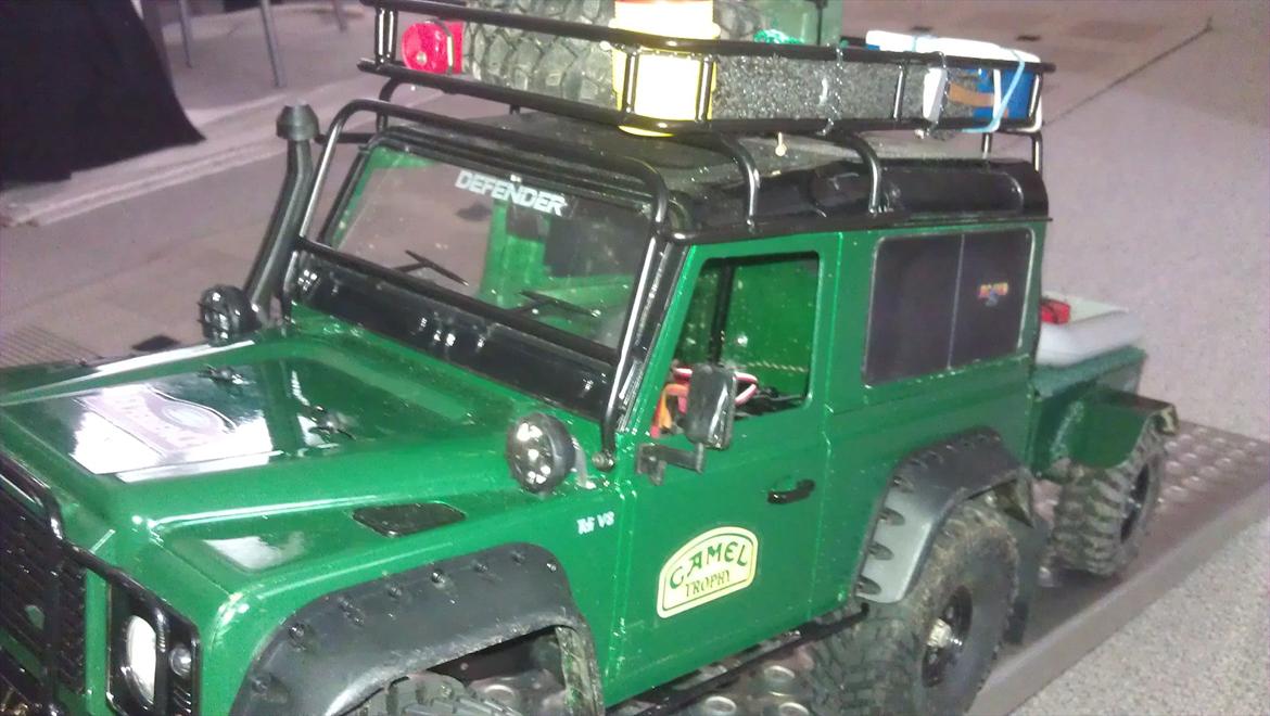 Off-Roader Axial scx10 LR defender billede 13