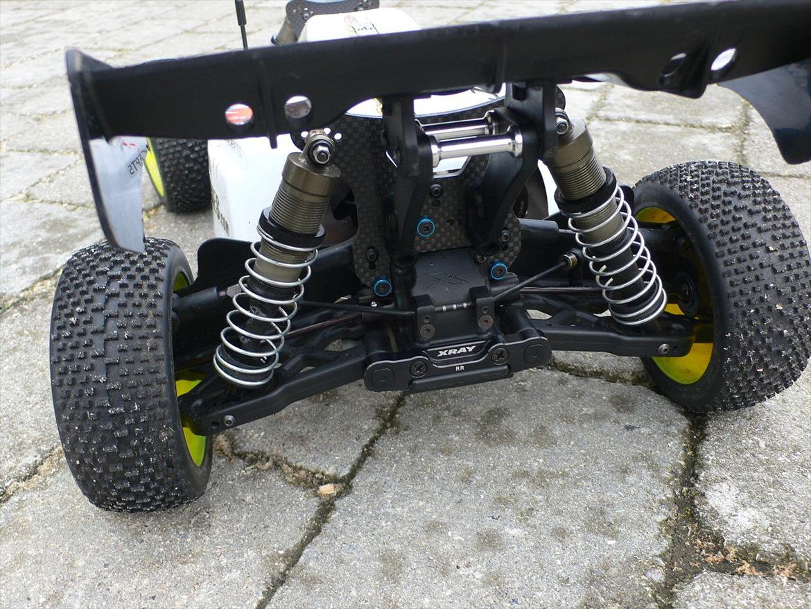 Buggy Xray XB 808 2011 specs Brushless billede 6