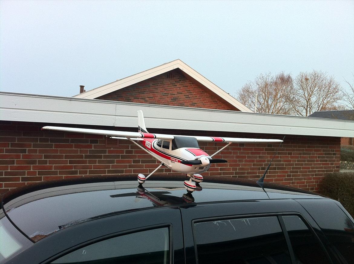 Fly FMS Cessna 182 SkyLane billede 4