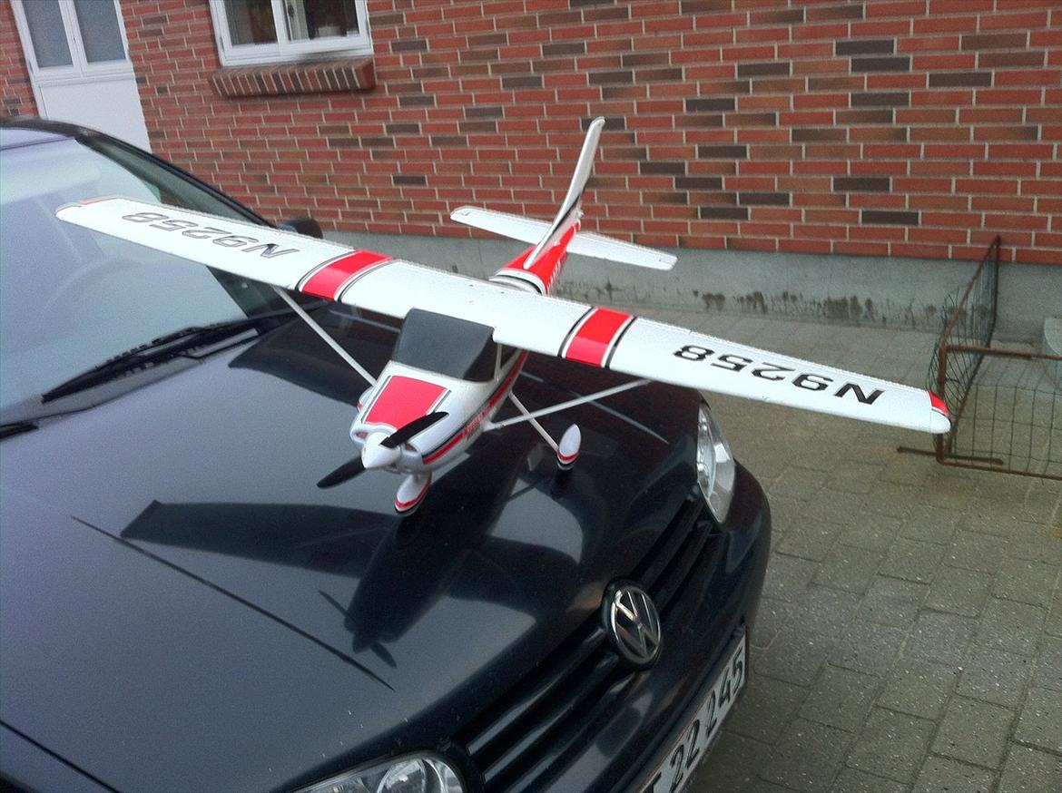 Fly FMS Cessna 182 SkyLane billede 5