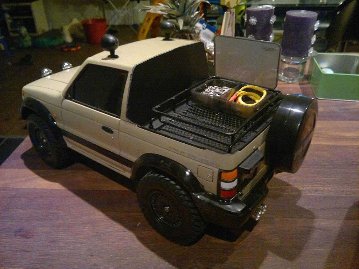 Bil Mitsubishi Pajero - Tamiya CC-01 billede 8