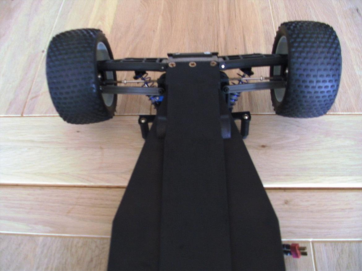 Off-Roader Rustler Brushless billede 7