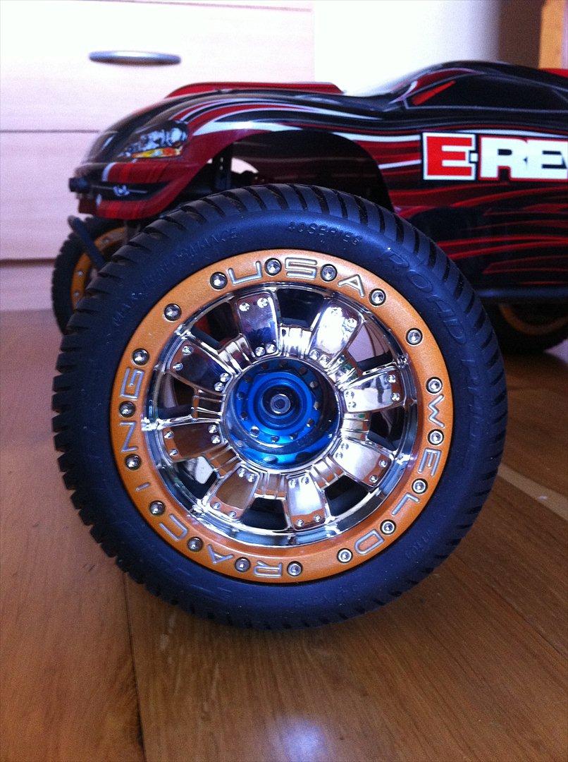 Bil Traxxas E-revo 1:8 brushless (Solgt) billede 3