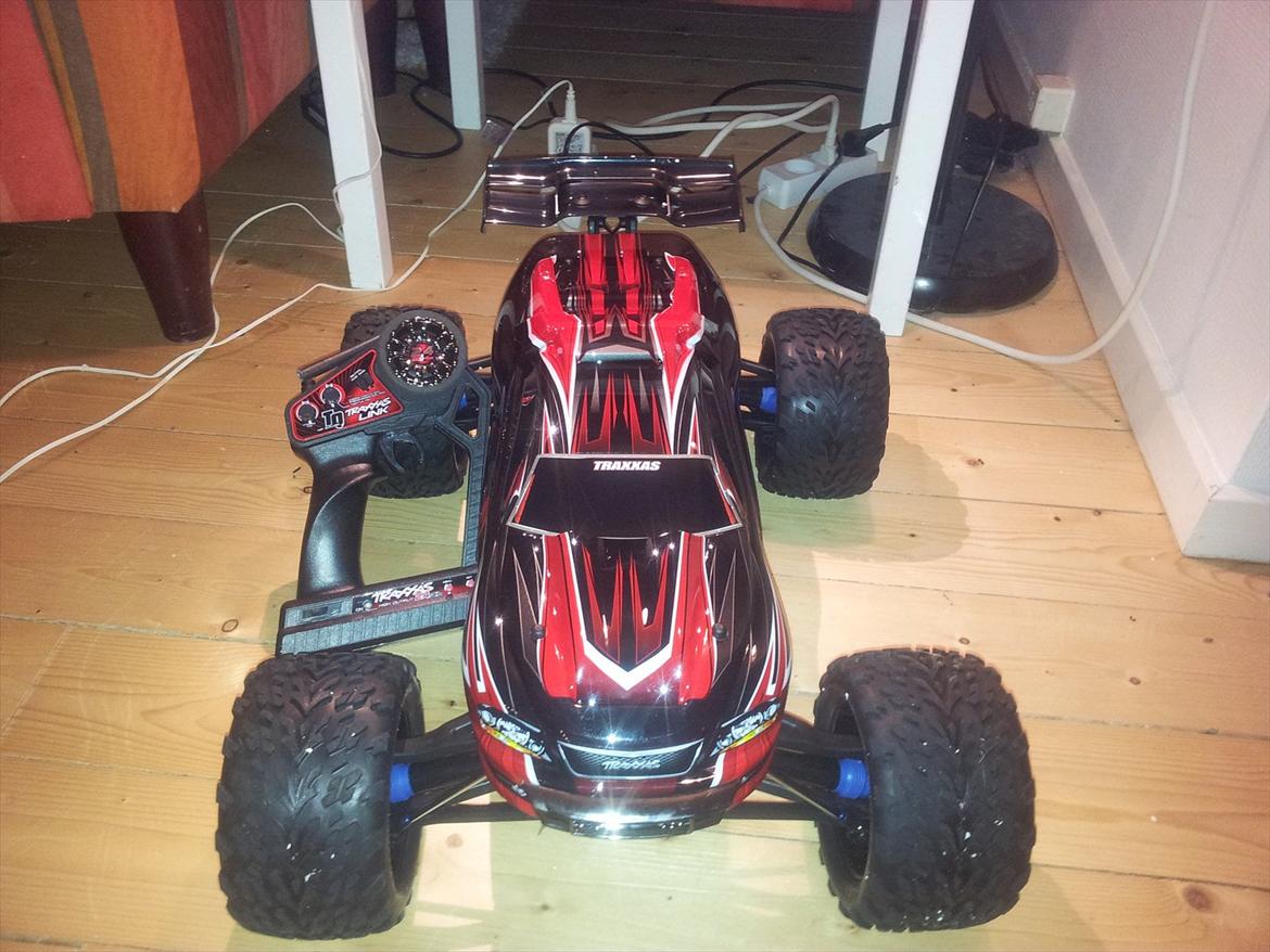 Off-Roader Traxxas E-REVO SOLGT billede 10