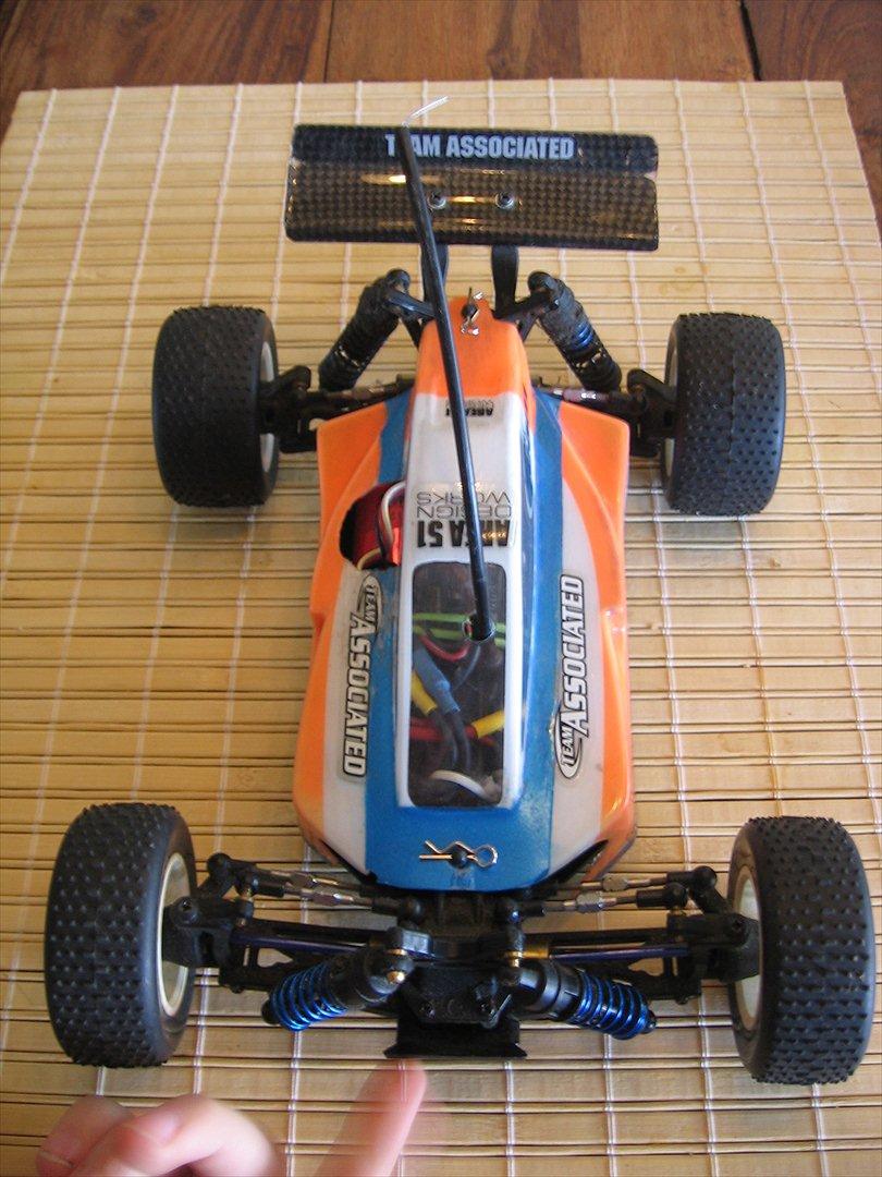 Buggy Team Asso RC18B Standard billede 2