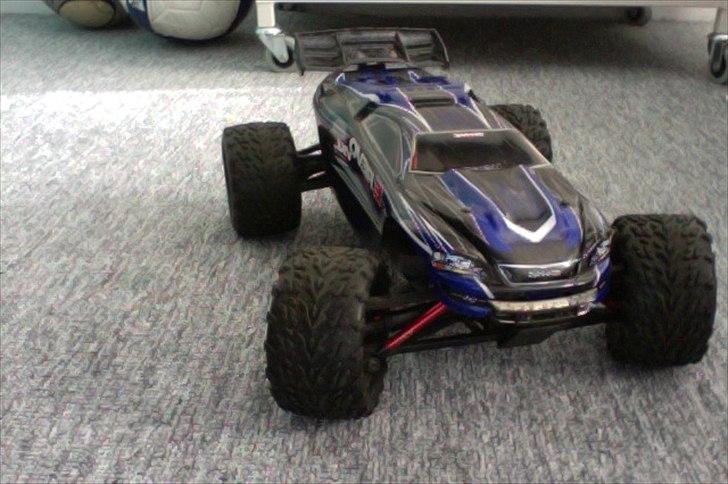 Bil Traxxas E-revo vxl billede 3