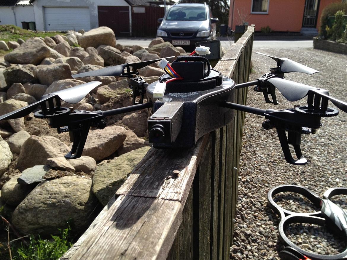 Helikopter AR-Drone billede 6