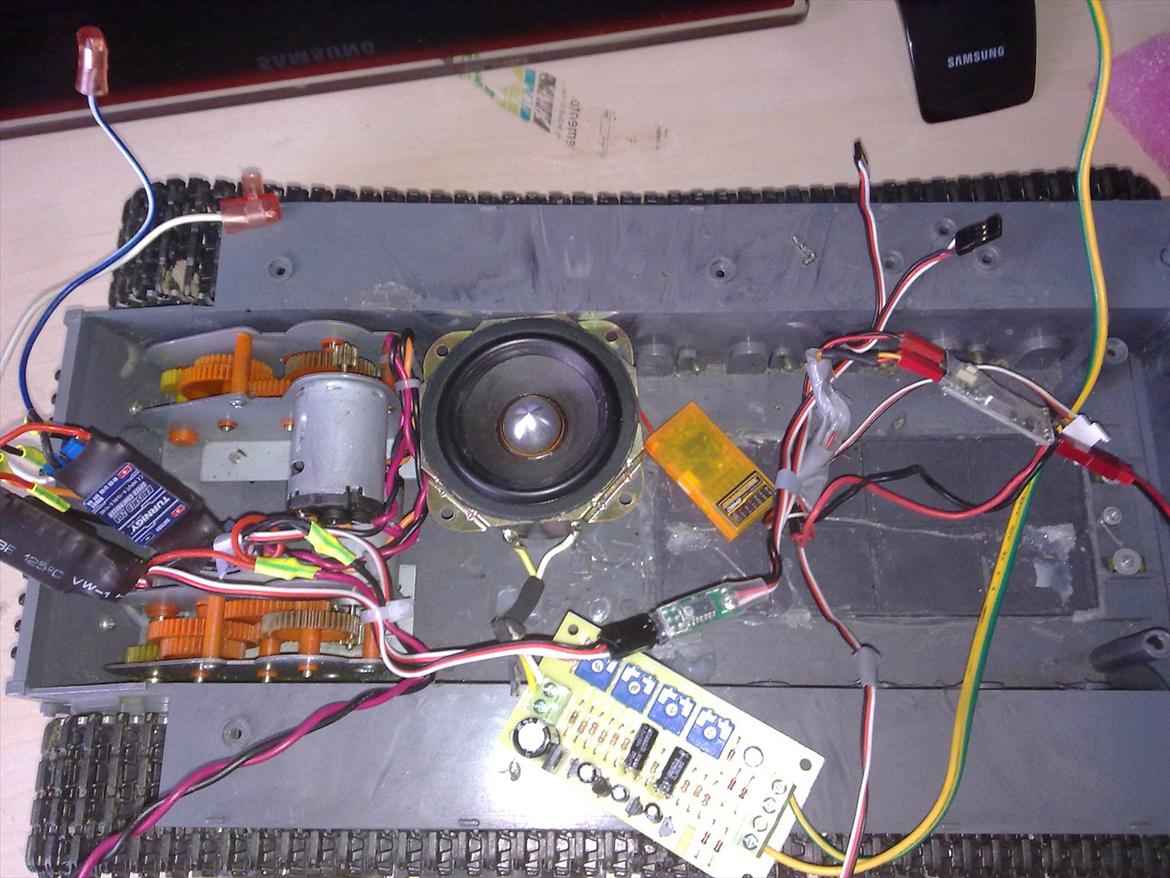 Militær tank Tiger 1 heng long "MOD" FPV billede 2