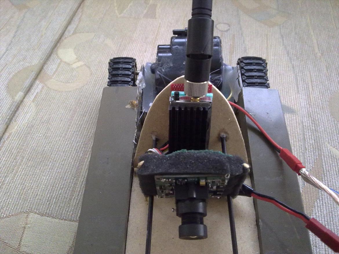 Militær bælte køretøj FPV billede 7