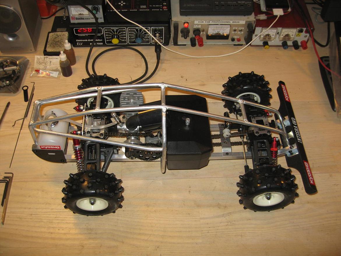 Buggy Kyosho Integra Vanning 4WD billede 9