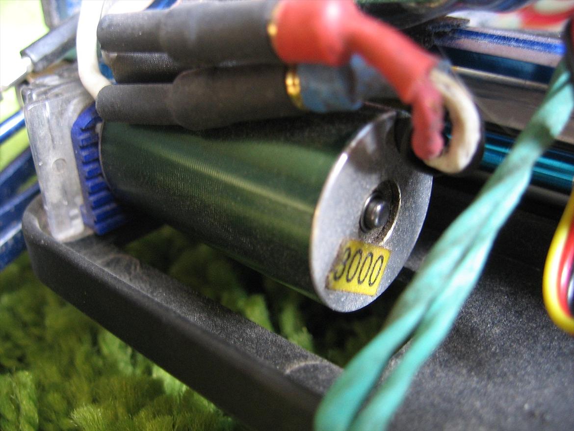 Truck Team Asso RC18T billede 6