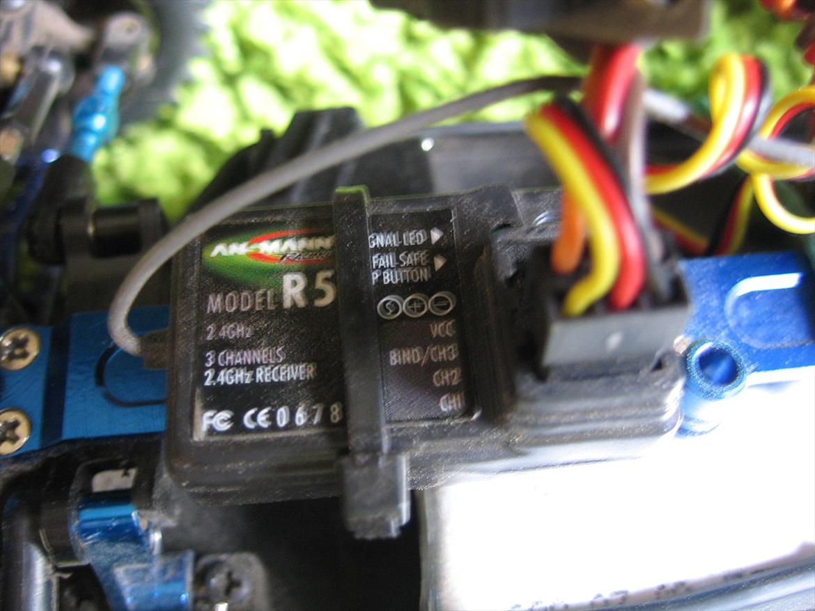 Truck Team Asso RC18T billede 9