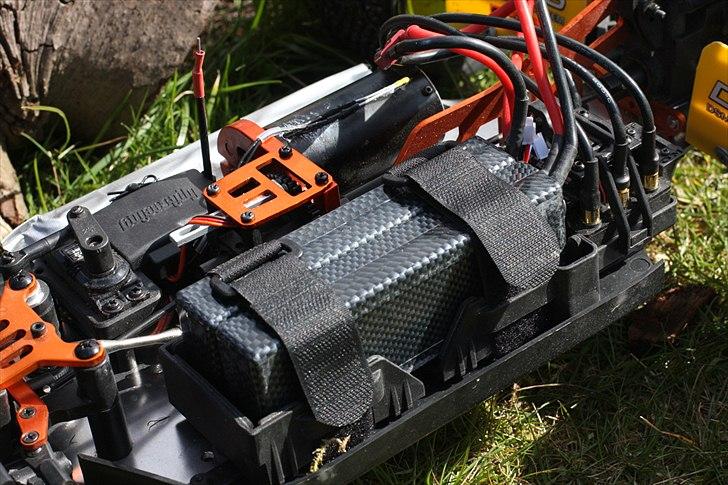 Buggy HPI Trophy Truggy Flux - Det der får den til at køre... billede 8