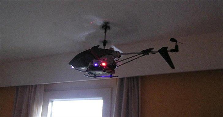 Helikopter Pure Racing - Igen lidt for tæt på loftet. billede 12