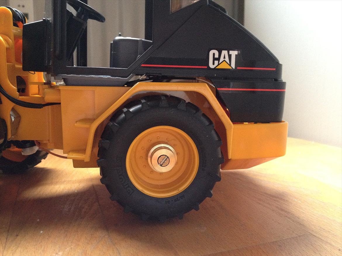 Maskiner Bruder Caterpillar 906 billede 5