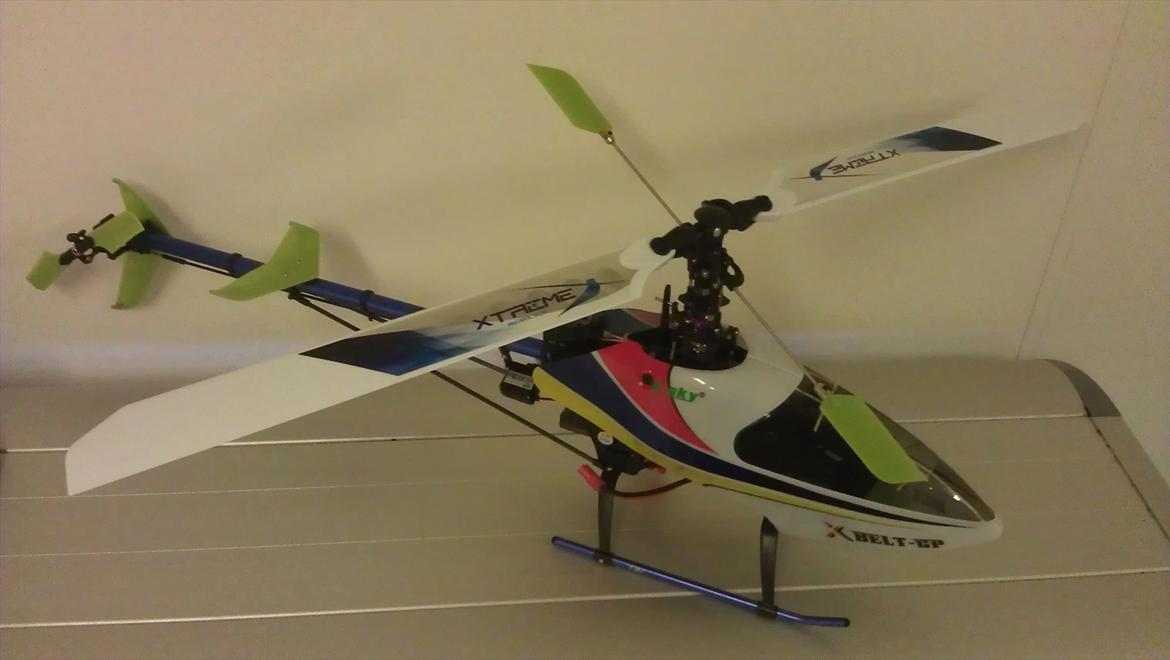 Helikopter belt cp x - dele udskiftet til grøn 
tail blade sæt, paddle sæt,
Tail rotor blade
og nye rotor blades
(Fibre Blades 315mmX3mm) pic 1 billede 1