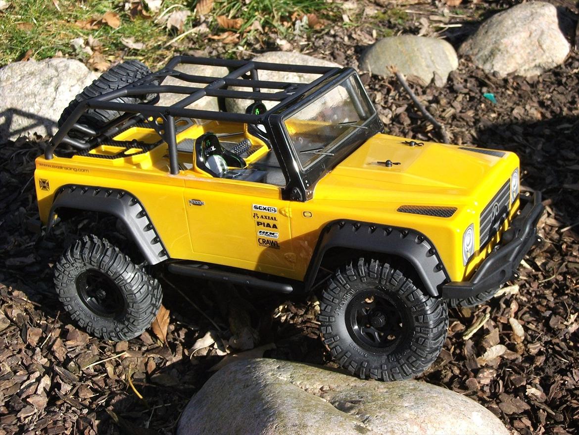 Off-Roader Axial SCX 10 Hilux / Dingo / Defender 90 billede 8