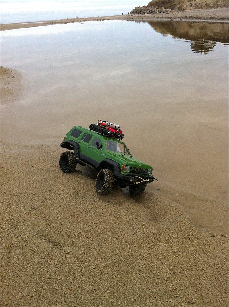 Off-Roader Axial scx-10 Jeep Cherokee billede 6