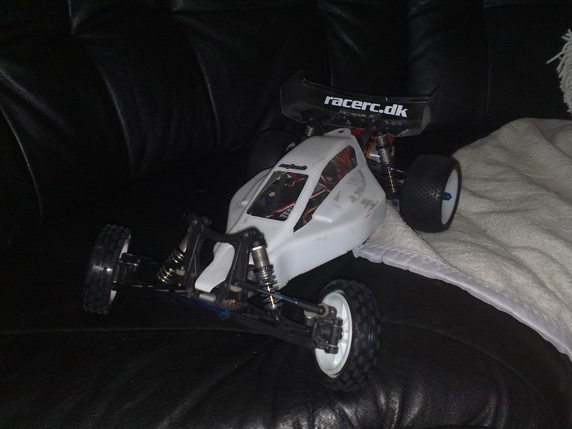 Off-Roader B4.1 Team Associated billede 7