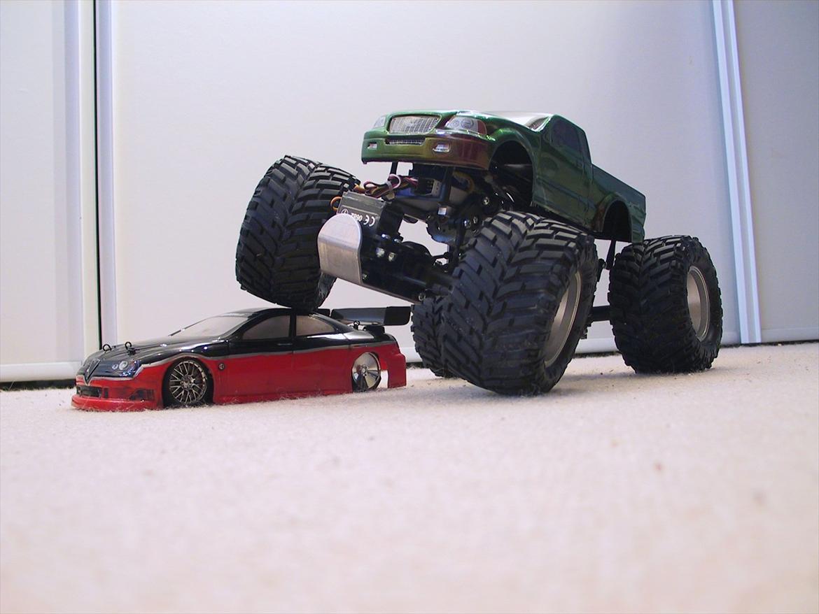 Bil PTI Goliath  Micro Monster billede 1