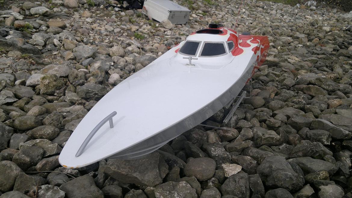 Båd MHZ Rebel billede 2