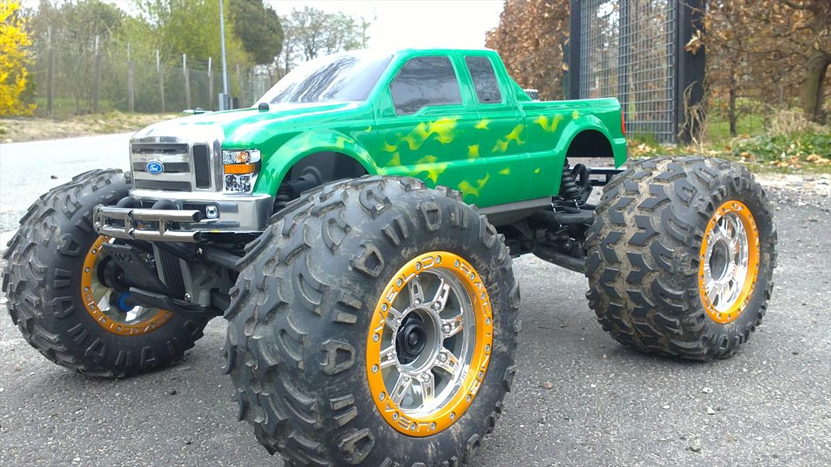 Off-Roader Traxxas E-maxx billede 1