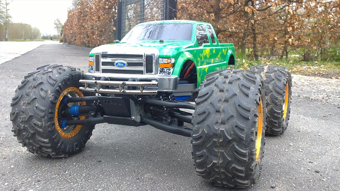 Off-Roader Traxxas E-maxx billede 2