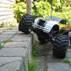 Truck traxxas t-maxx 2.5