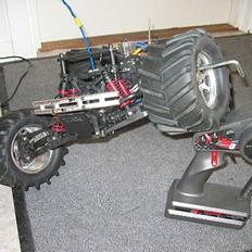 Truck traxxas t-maxx 2.5