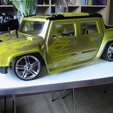 Bil HUMMER 2 SUT