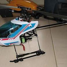 Helikopter Dragonfly 4