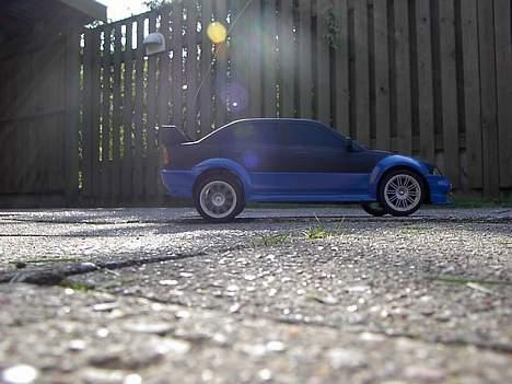 Bil Mitsubishi Lancer EVO 5 - Her laver den hjulspin... billede 5