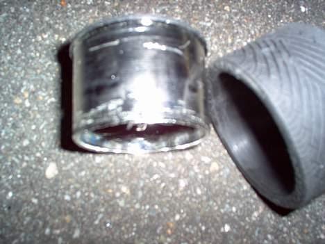 Bil Shelby Mustang GT 500 - dækket røg af fælgene til 199 kr... blev lidt ridset... :( (har limet det fast nu) billede 12