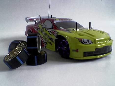 Bil HBX Skyline - mine drift dæk er kommet. billede 17