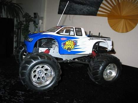 Off-Roader Kyosho Mad Force .21 - Fuldbillede af vores Mad Force - set fra siden af billede 1