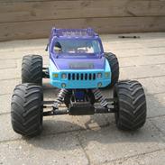 Off-Roader Traxxas grinder