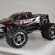 Off-Roader E-MAXX