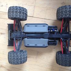 Bil Traxxas E-revo vxl 1/16