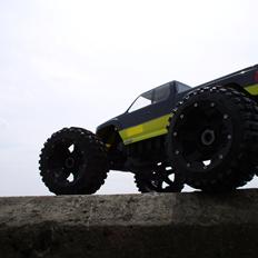 Off-Roader HPI Savage XL Blackbird