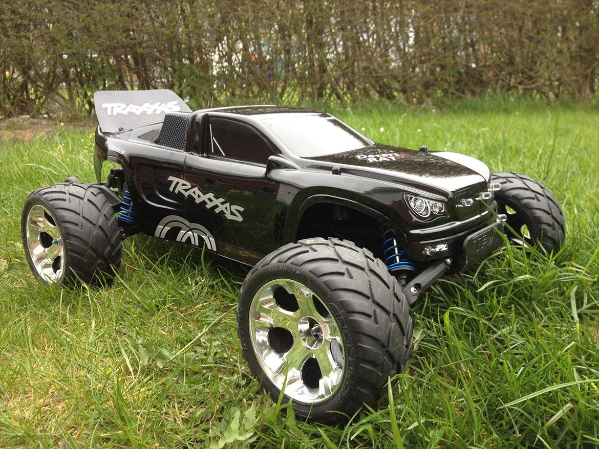 Bil Rustler billede 1