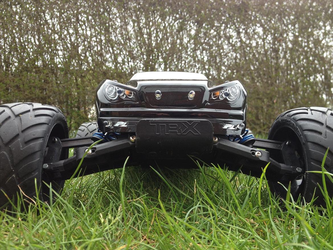 Bil Rustler billede 4