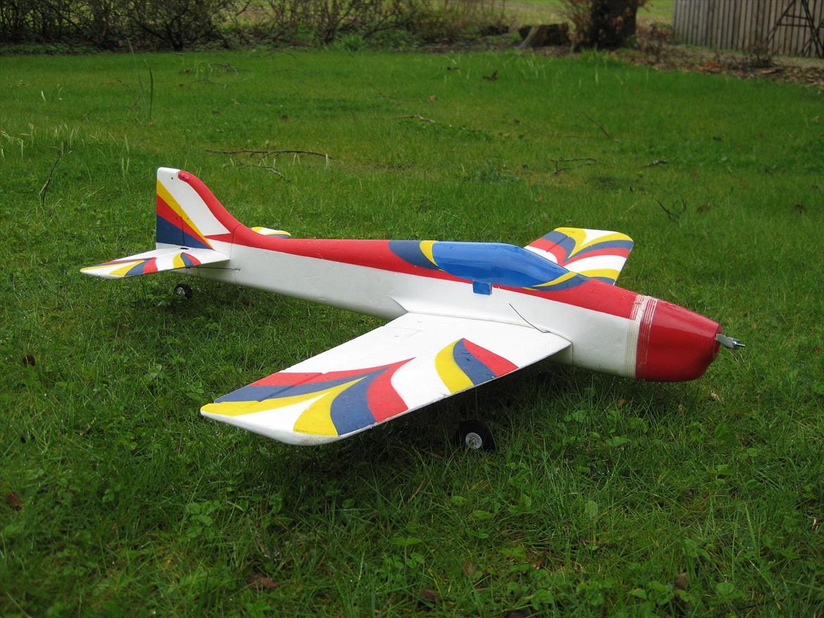 Fly kunstflyver (solgt) billede 1