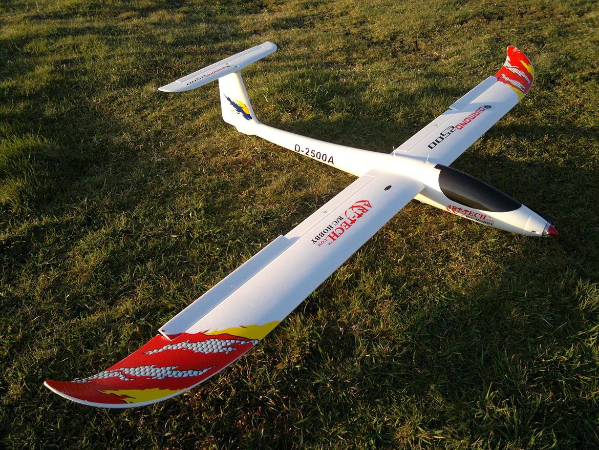 Fly Diamond 2500 - "Luft bremse" Kan kun laves hvis man ikke bruger det Y-kabel som er med. Har sat den over hver sin kanal på modtager billede 15